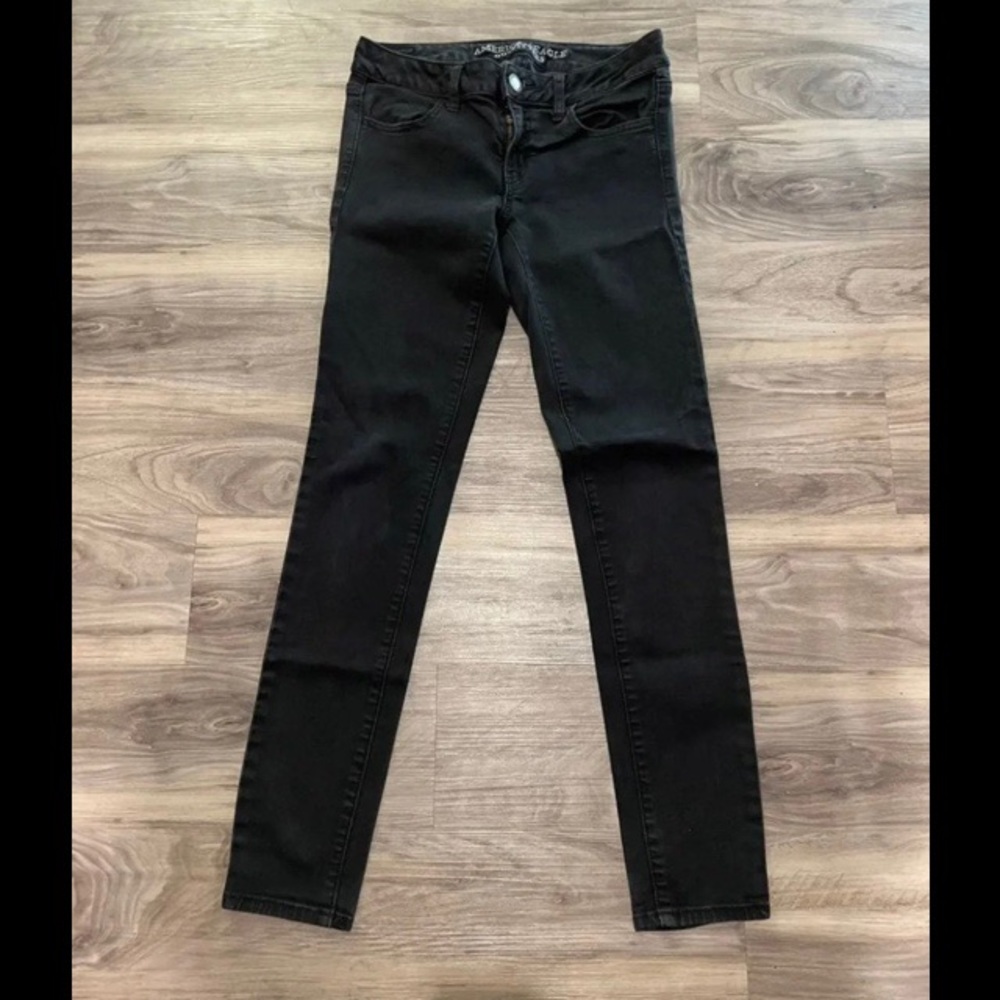 American Eagle Black Skinny Jeans Size 4